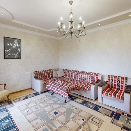 Yerevan City Center Apartment 외부 사진